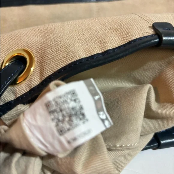 Ugg Elegant Two-Tone Tote Bag